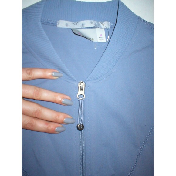 New Athleta NWT $98 Womens Recycled Jacket Purple Light L Bombtastic Thumbholes - Picture 6 of 11